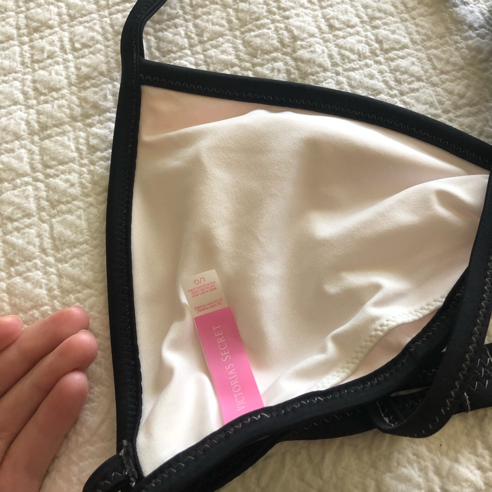 Victoria’s Secret bikini